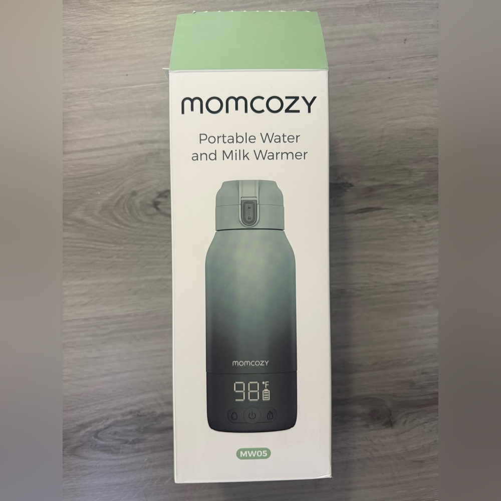 NEW IN BOX Momcozy Portable Water and Milk Warmer